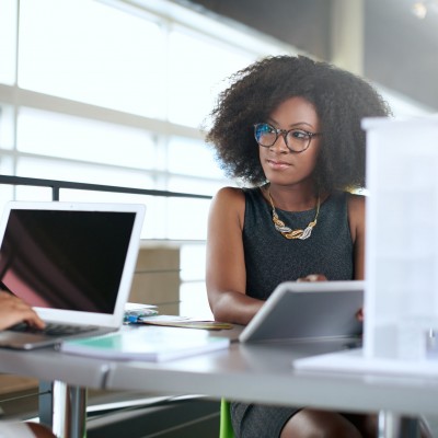 black-business-woman-meeting